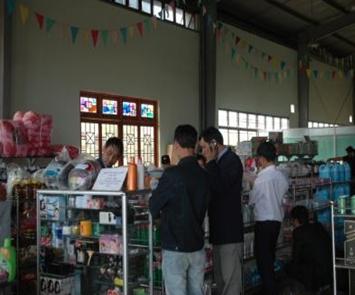 ໂຄງການ“ຊາວ ຫວຽດນາມບຸລິມະ ສິດໃຊ້ສິນຄ້າ ຫວຽດນາມ“ໄດ້ ແຜ່ຂະຫຍາຍ ຢ່າງກວ້າງຂວາງ